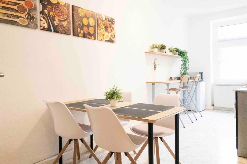 Top Moderne Wohnung In Leipziger Altbau - Netflix Inklusive Exterior photo